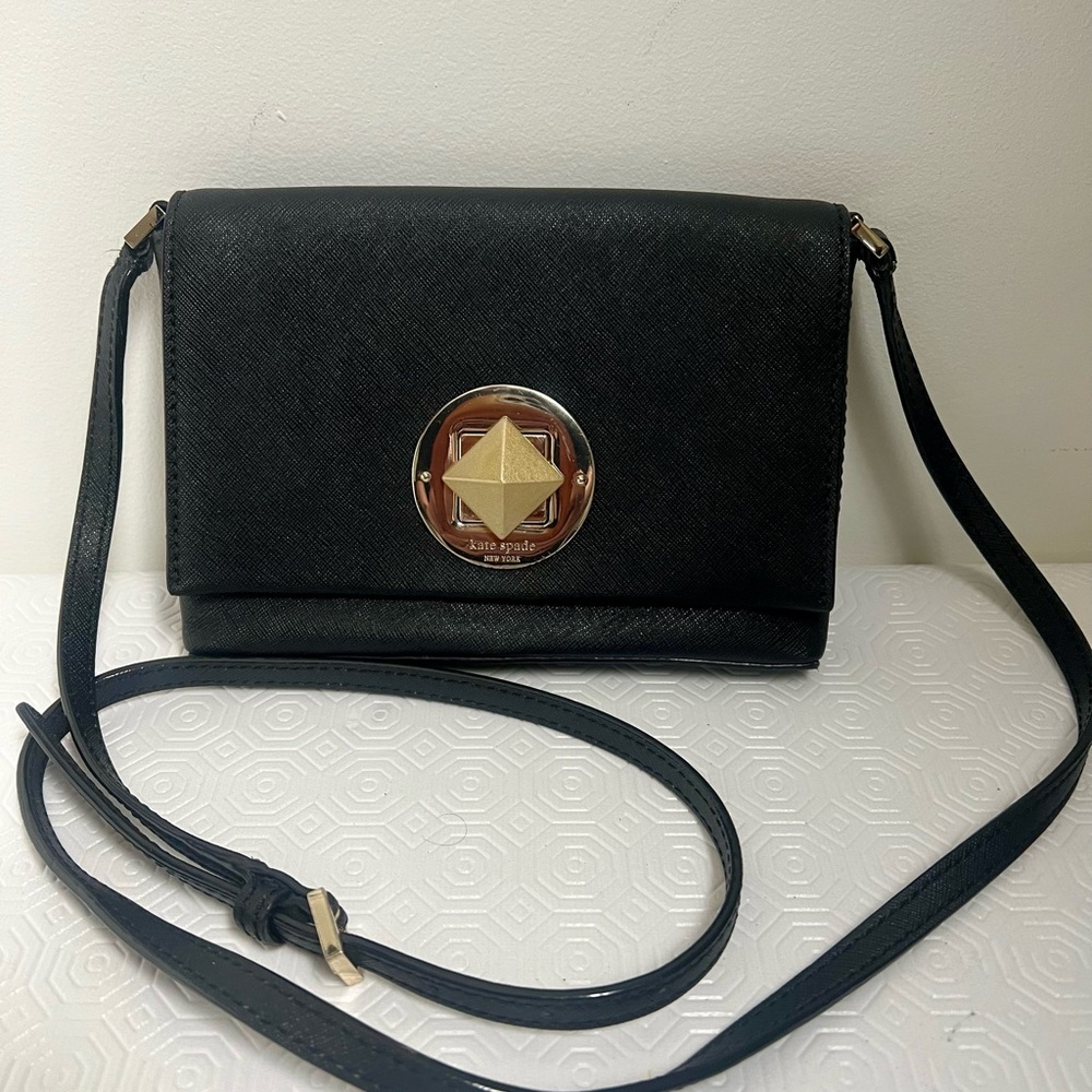 Kate Spade Newbury Lane Sally crossbody bag.
